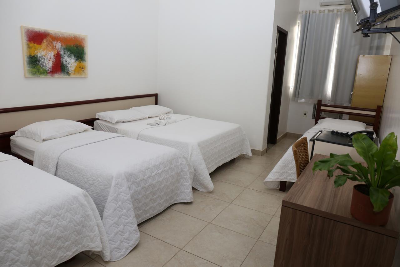 Licia Hotel Joao Pinheiro Exterior photo